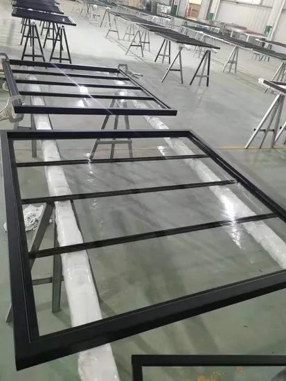 باب الحظيرة الزجاجي المزدوج مع مجموعة أدوات مثبتة في الأعلى بطول 12 قدمًا