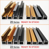 باب زجاجي بإطار من الألومنيوم للمشي في الخزانة